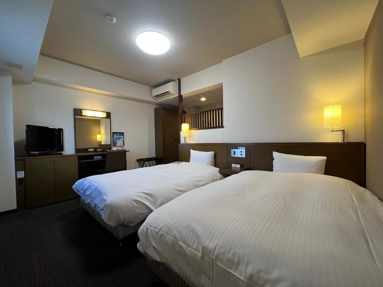 Hotel Route-Inn Niigata Nishi Inter מראה חיצוני תמונה